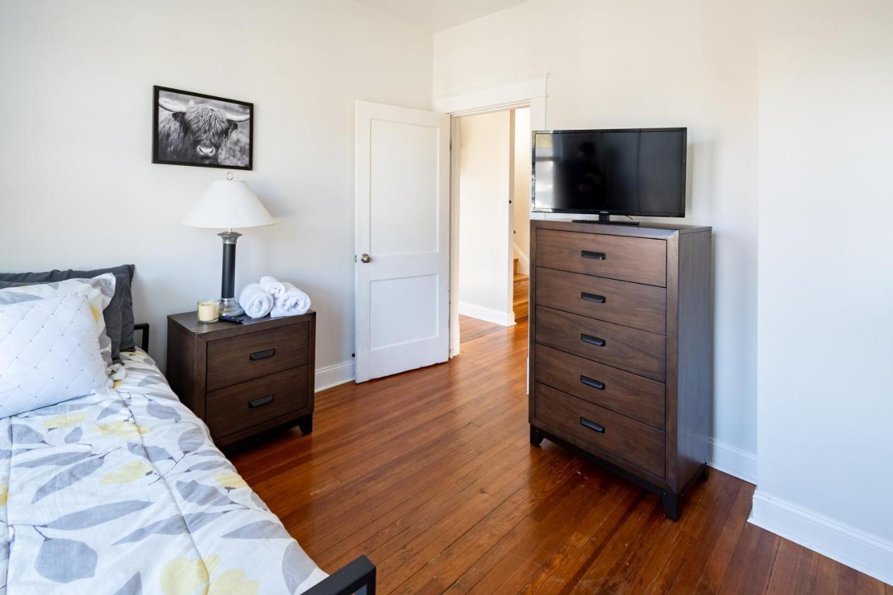 Contemporary 3-Bedroom Home With Balcony In Rva Richmond Extérieur photo