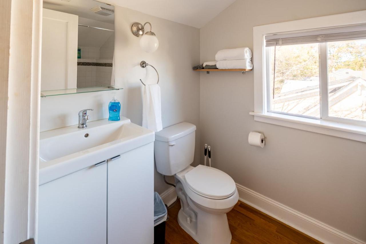 Contemporary 3-Bedroom Home With Balcony In Rva Richmond Extérieur photo