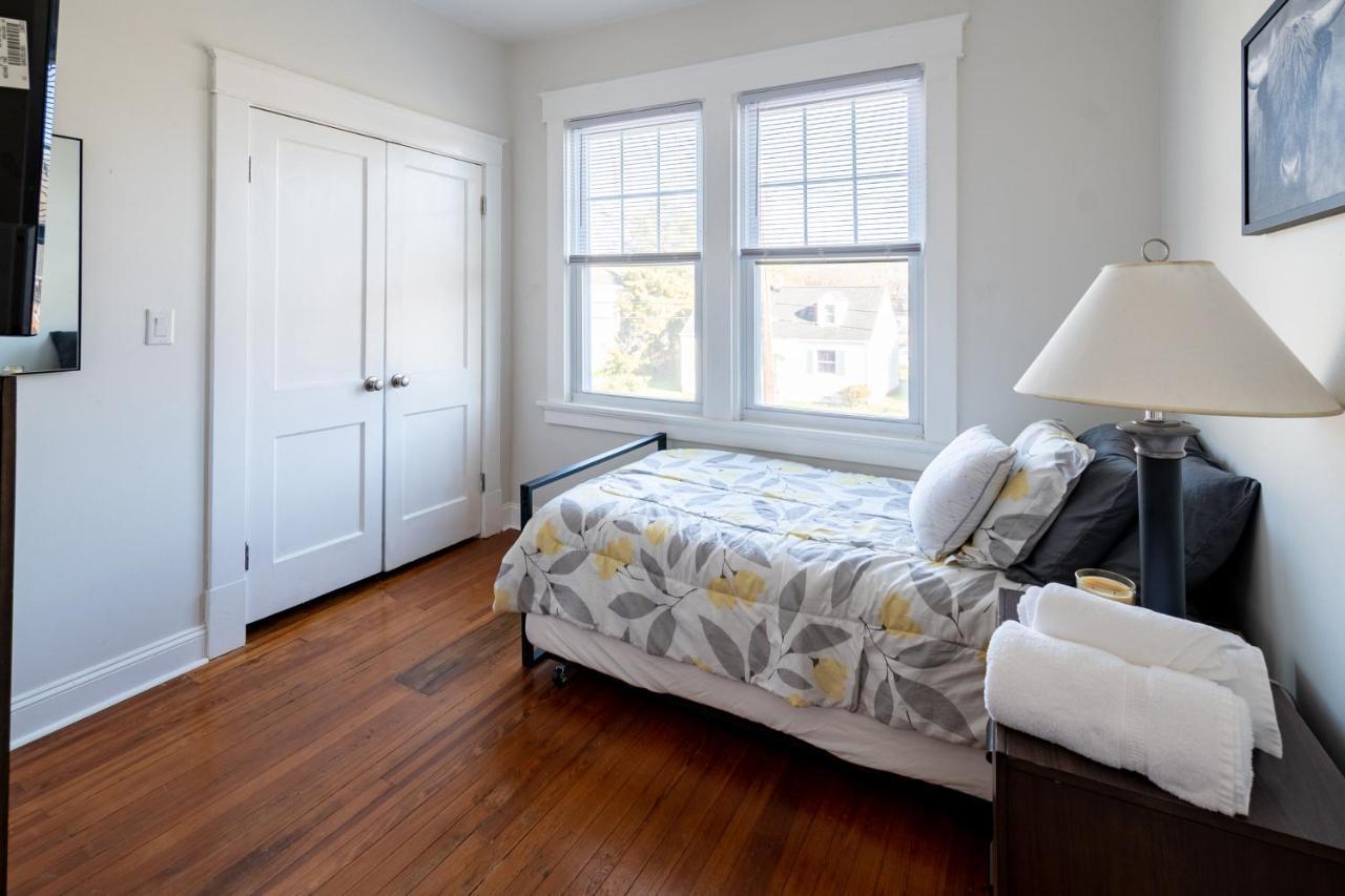 Contemporary 3-Bedroom Home With Balcony In Rva Richmond Extérieur photo