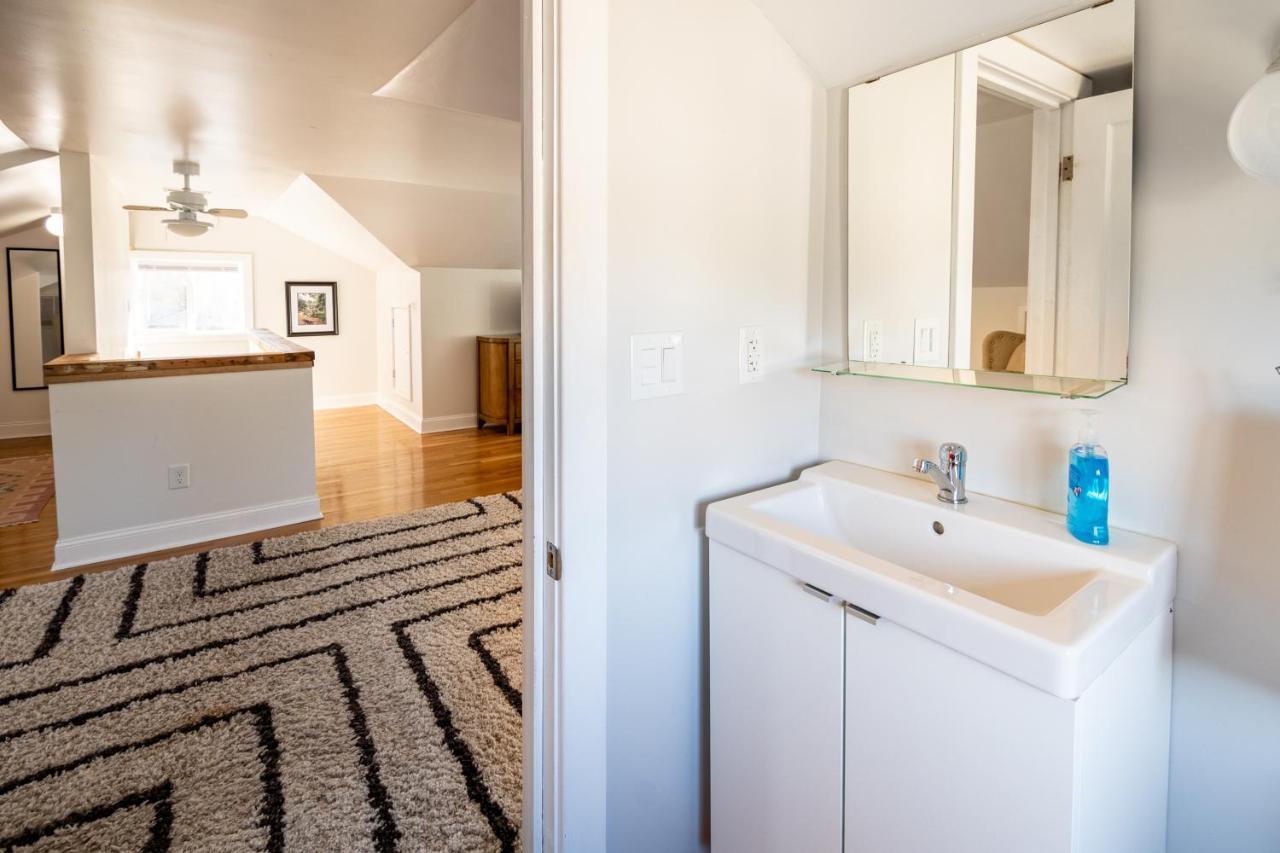 Contemporary 3-Bedroom Home With Balcony In Rva Richmond Extérieur photo