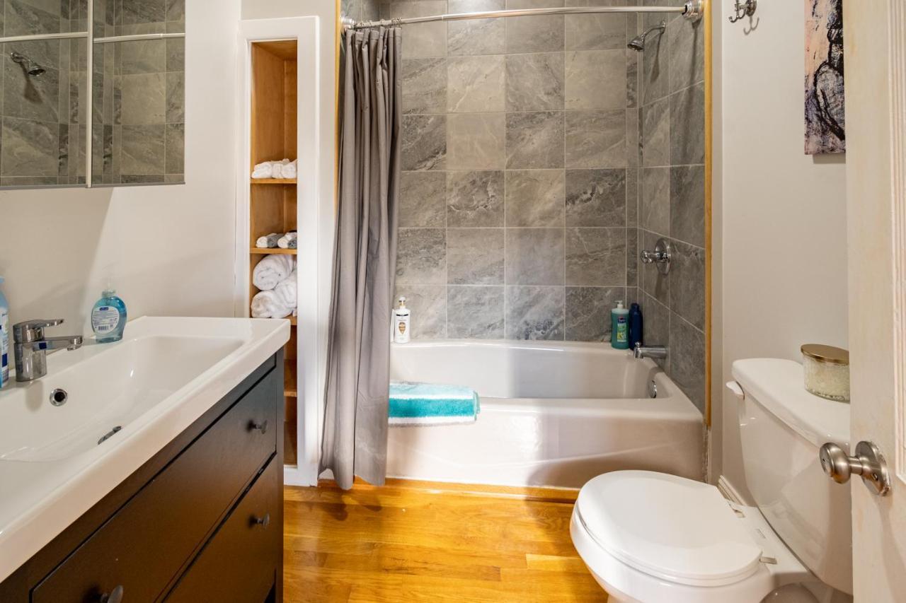 Contemporary 3-Bedroom Home With Balcony In Rva Richmond Extérieur photo