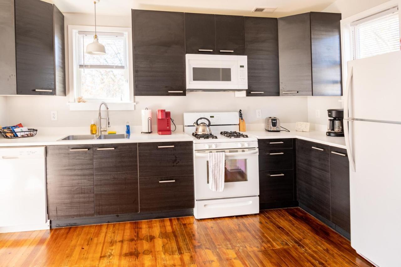 Contemporary 3-Bedroom Home With Balcony In Rva Richmond Extérieur photo