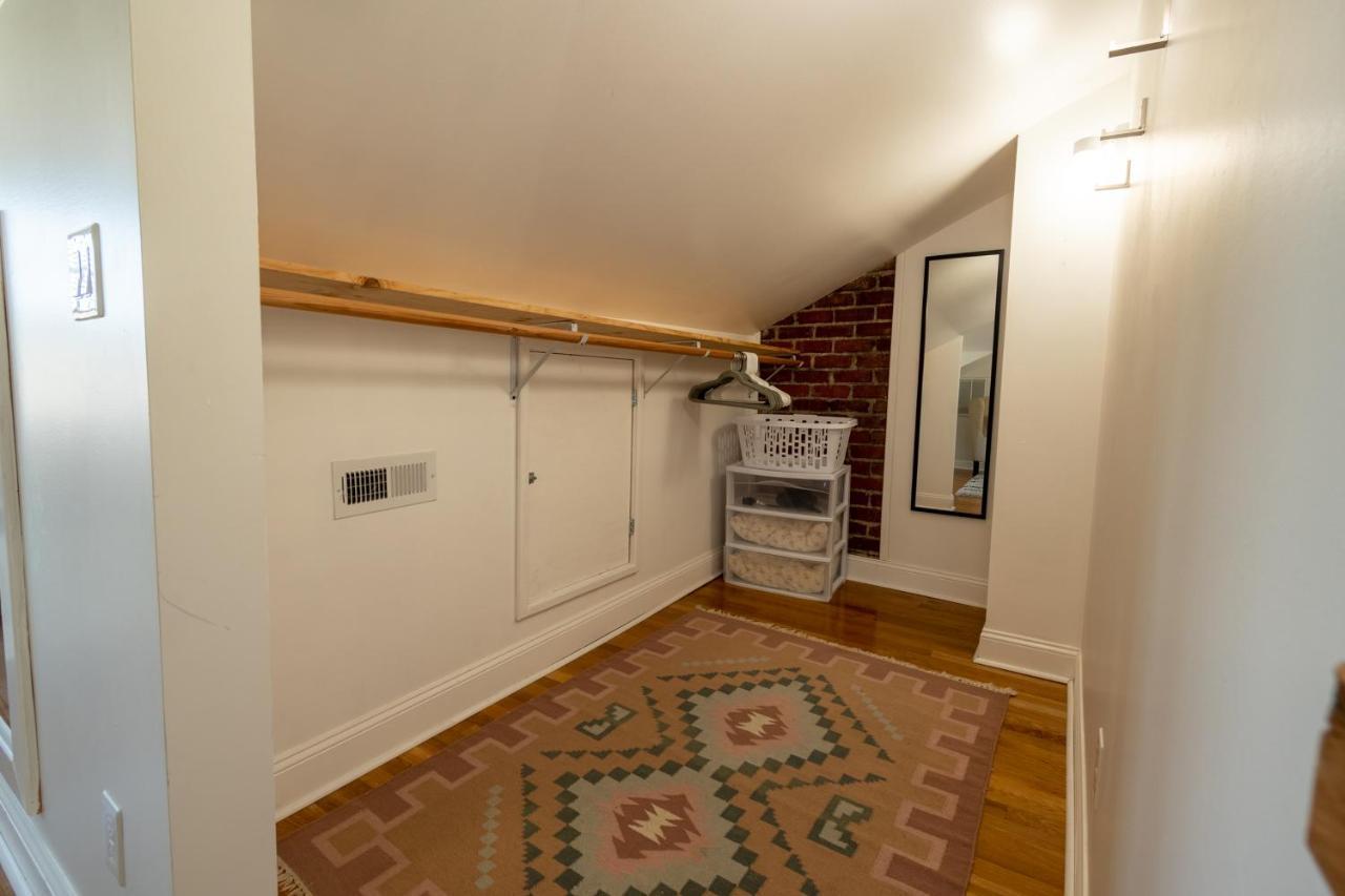 Contemporary 3-Bedroom Home With Balcony In Rva Richmond Extérieur photo